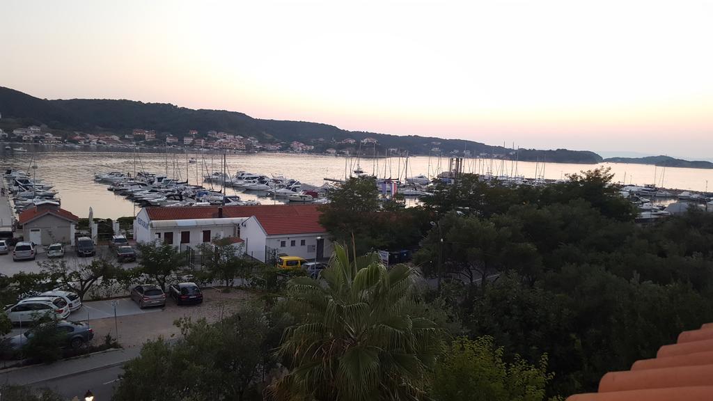 Guest House Galeb Supetarska Draga Exteriör bild